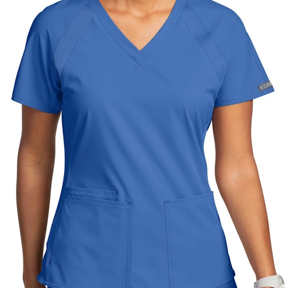 Size Small scrub top. Royal Blue.